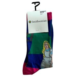 Smithsonian Museum Alice in Wonderland Art Crew Socks | Women’s OS | NWT